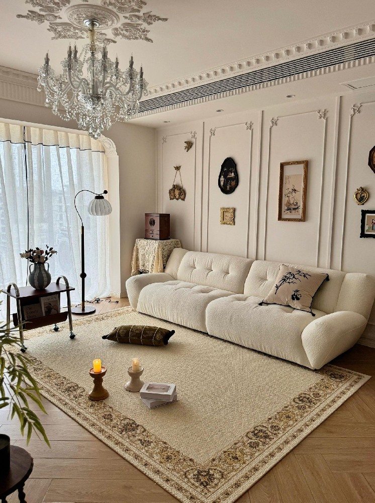 French Vintage Style